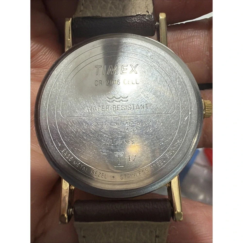 TIMEX indiglo wr 30m 2016 Brown Leather Strap Read